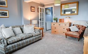 Charming Malvern Cottage With Outstanding Views